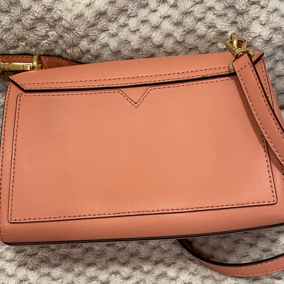 Michael Kors cross body purse in beautiful pink color with gold accents - Picture 10 of 13